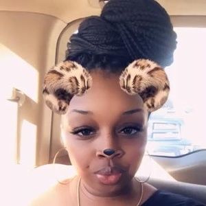 Meet your Posher, Shakiyla